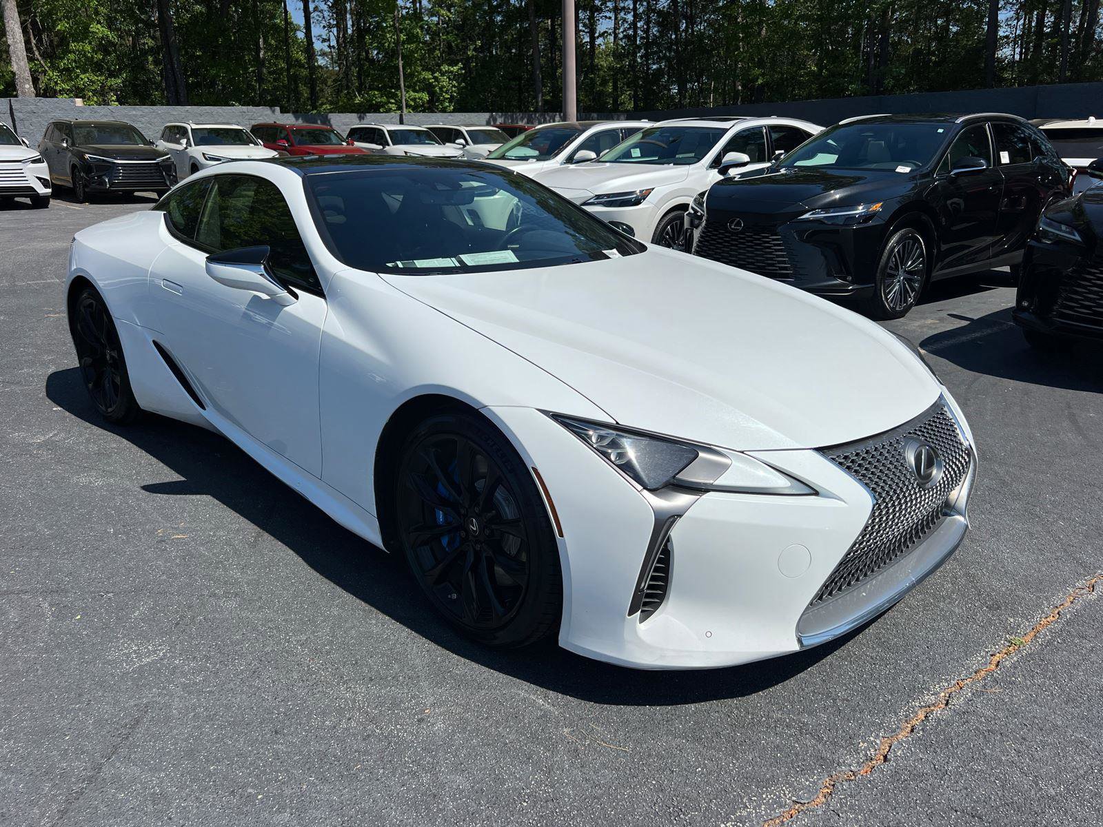 Used 2018 Lexus LC 500 Coupe w/ Sport Package image 4