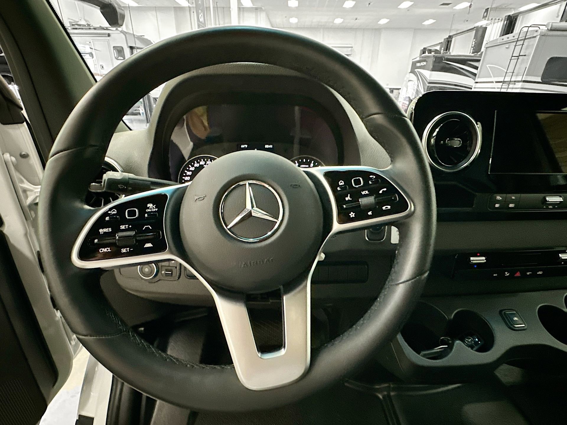 Used 2023 Mercedes-Benz Sprinter 144 Cargo image 23