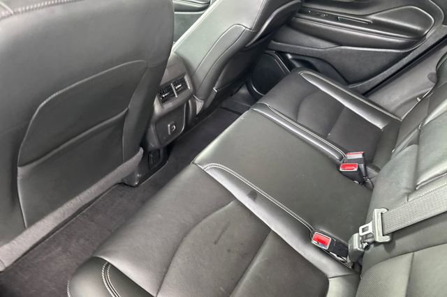 Used 2022 GMC Terrain SLT w/ Tech Package AWD/4WD image 12