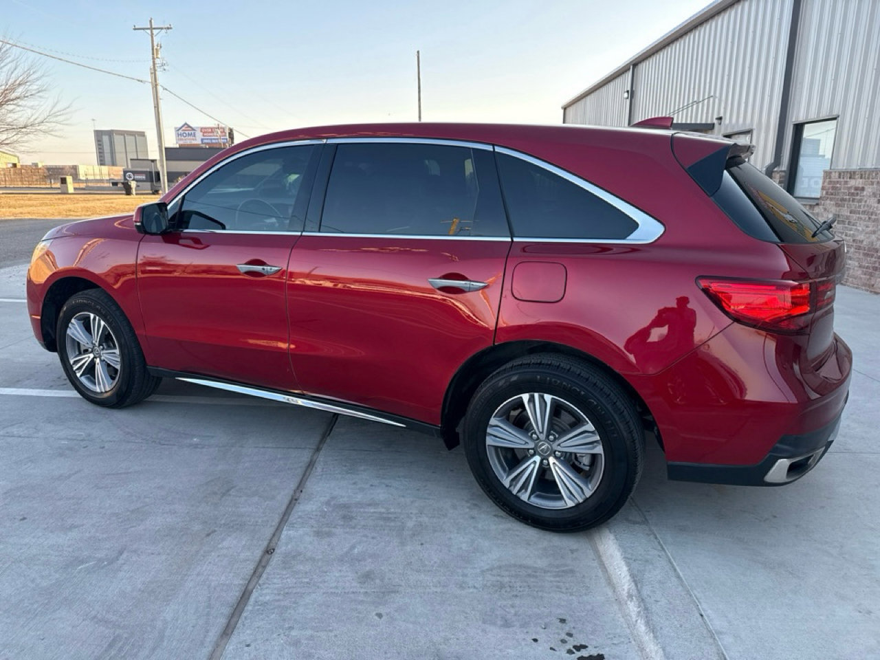Used 2020 Acura MDX FWD image 12