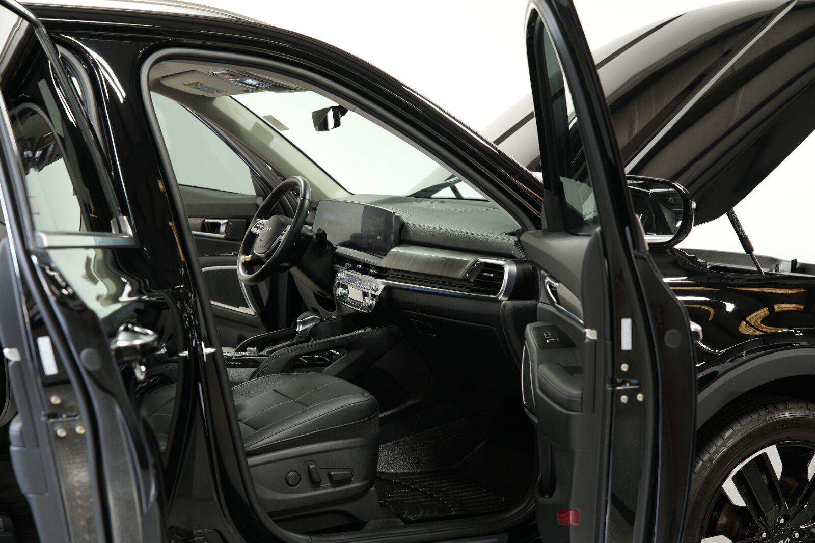 Used 2025 Kia Telluride SX AWD/4WD image 11