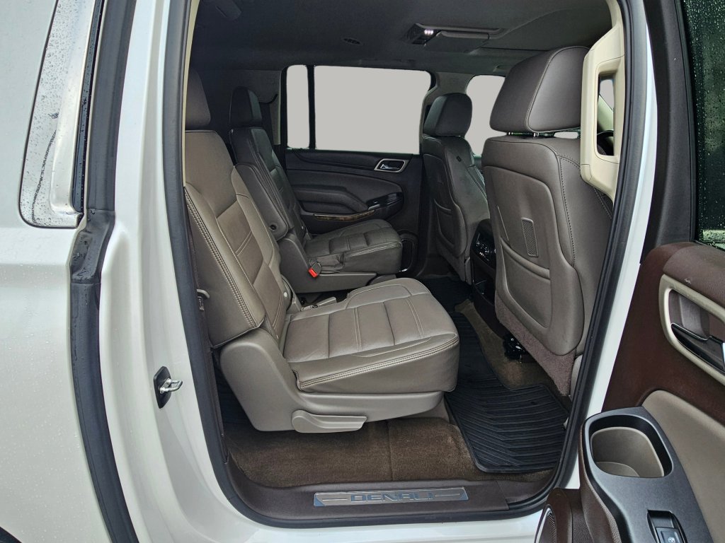 Used 2016 GMC Yukon XL Denali w/ Open Road Package image 23