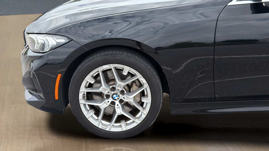 Used 2025 BMW 330i Sedan RWD image 18