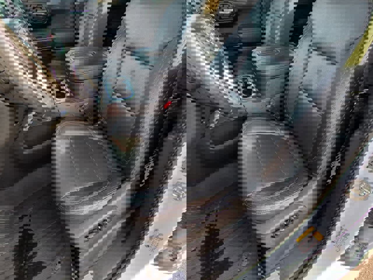 Used 2019 GMC Sierra 1500 SLT image 16