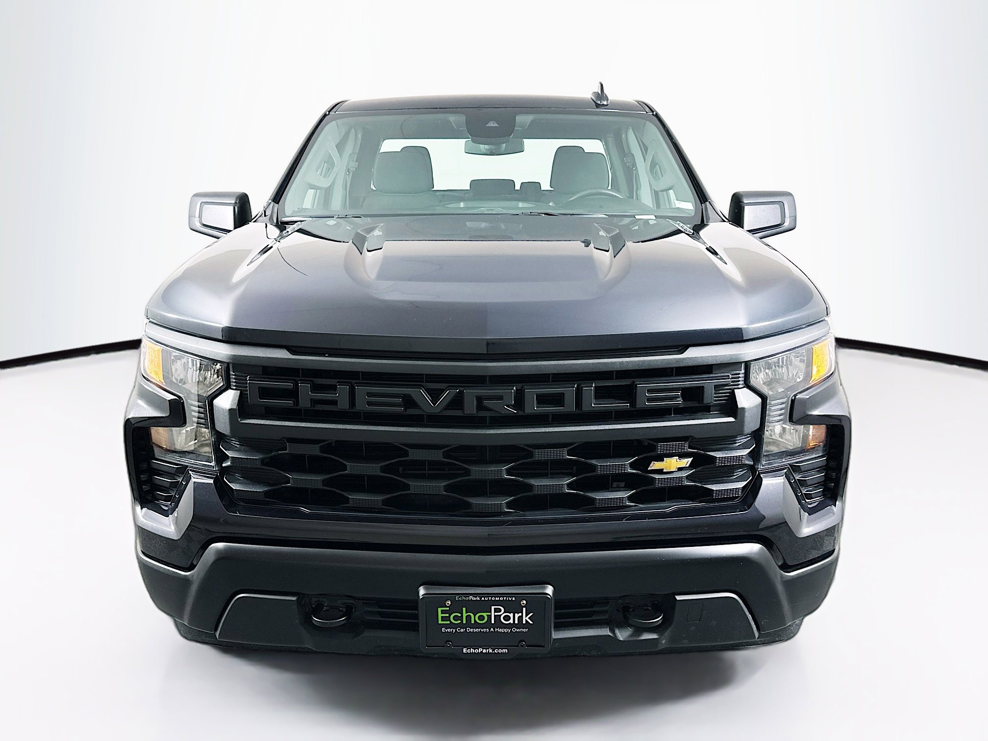 Used 2024 Chevrolet Silverado 1500 W/T image 2
