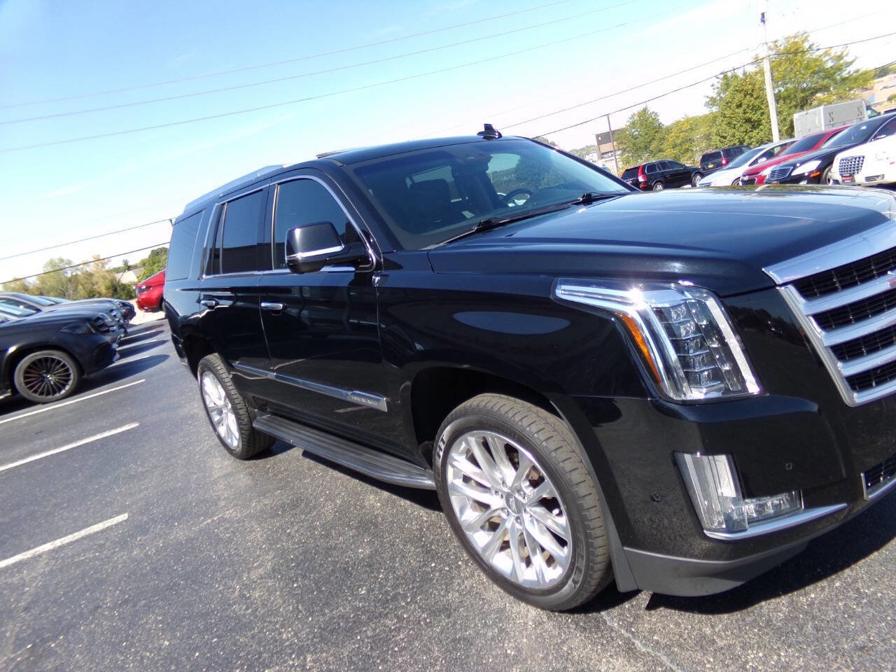Used 2019 Cadillac Escalade Luxury image 55