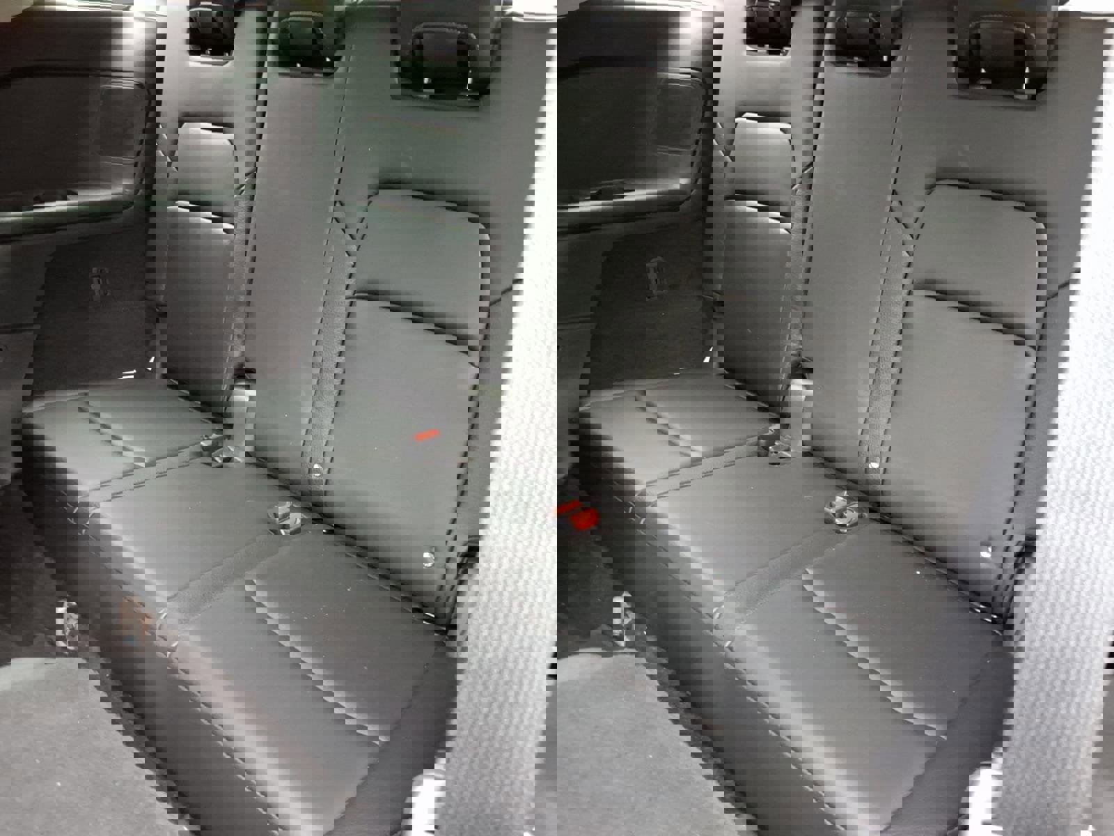 Used 2023 Nissan Pathfinder SL w/ SL Premium Package image 6