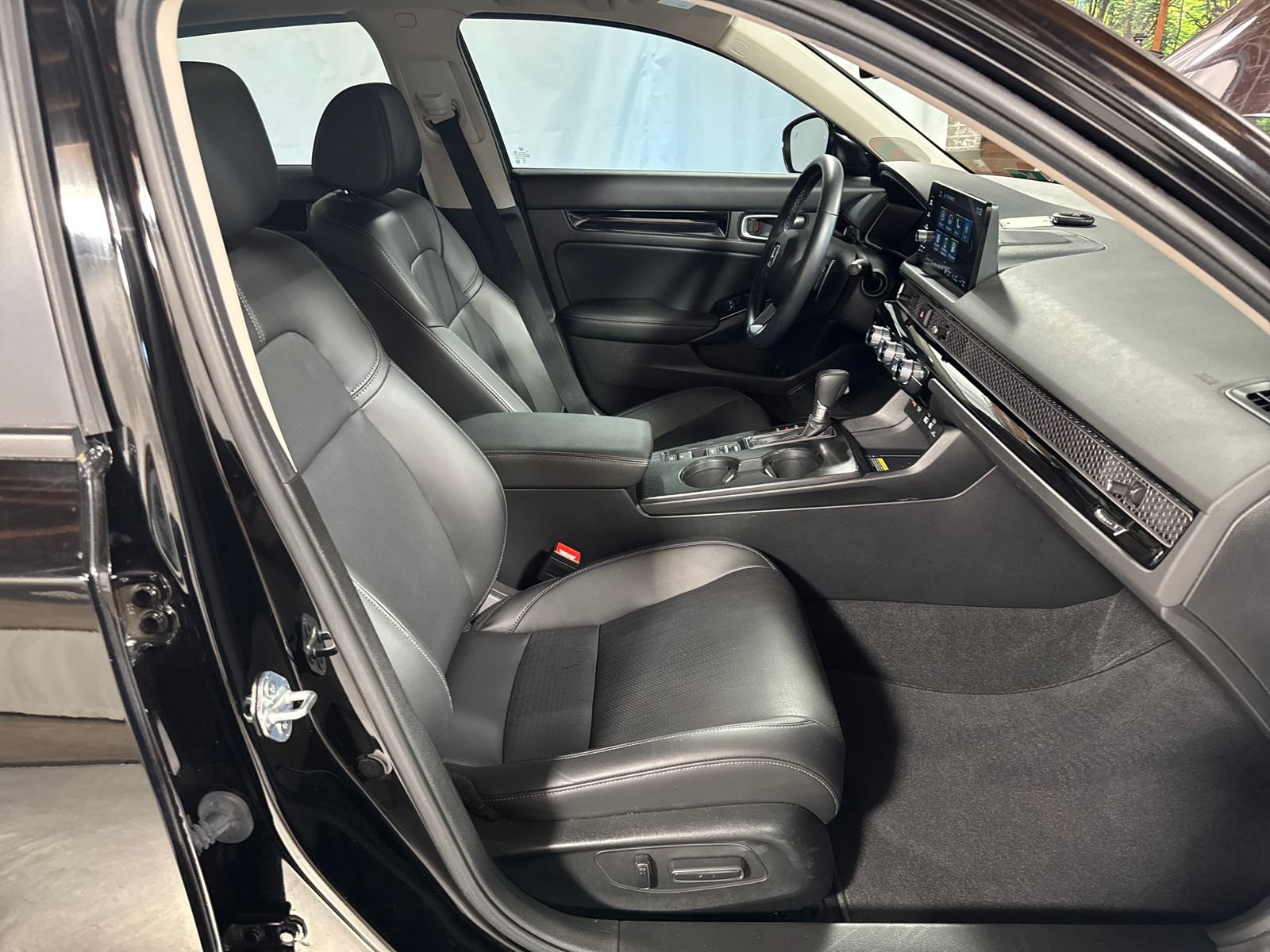 Used 2024 Honda Civic Touring image 40