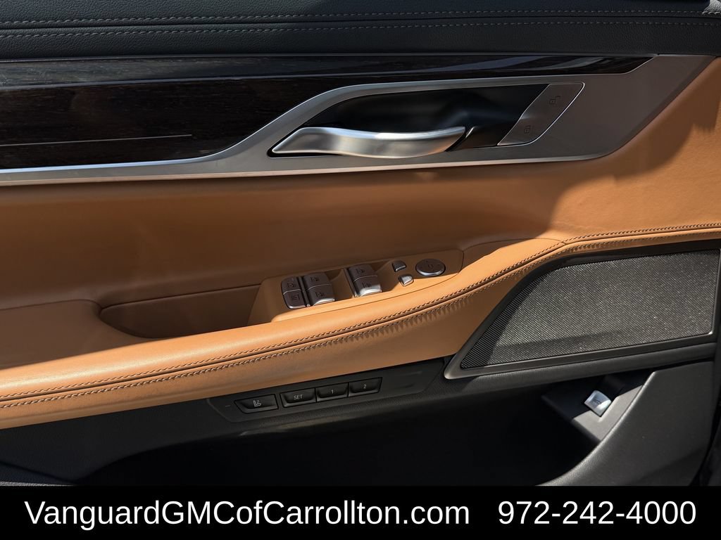 Used 2022 BMW 750i xDrive w/ M Sport Package AWD/4WD image 28