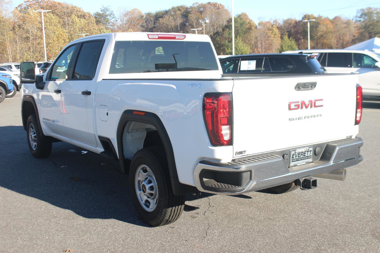 New 2025 GMC Sierra 2500 Pro w/ Convenience Package image 5