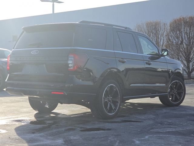 Used 2022 Ford Expedition Limited image 26