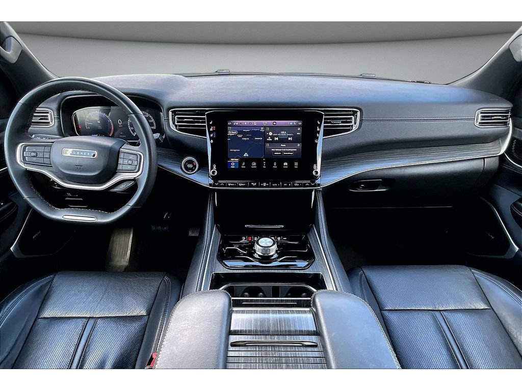 Certified 2024 Jeep Wagoneer Series II AWD/4WD image 10