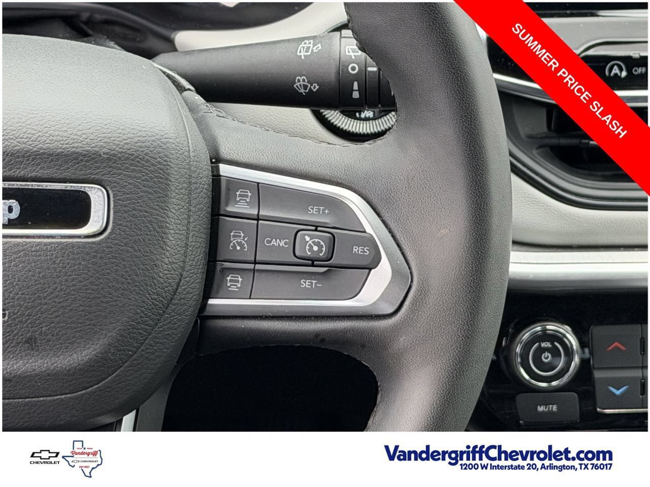 Used 2025 Jeep Compass Limited AWD/4WD image 14