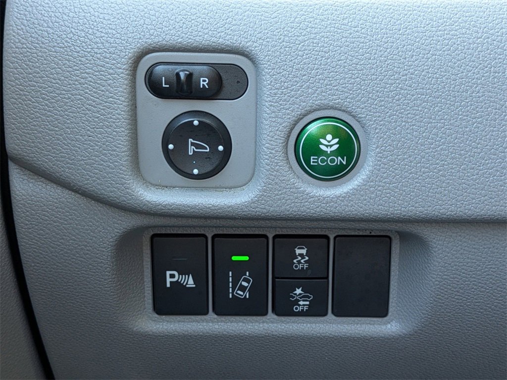 Used 2017 Honda Pilot Touring image 28