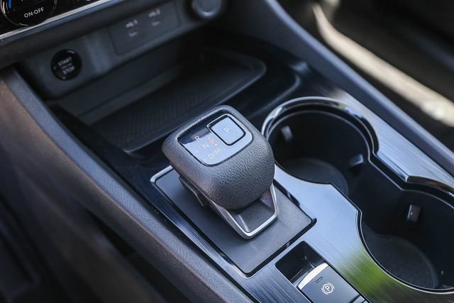 Used 2024 Nissan Rogue SV w/ SV Premium Package image 21