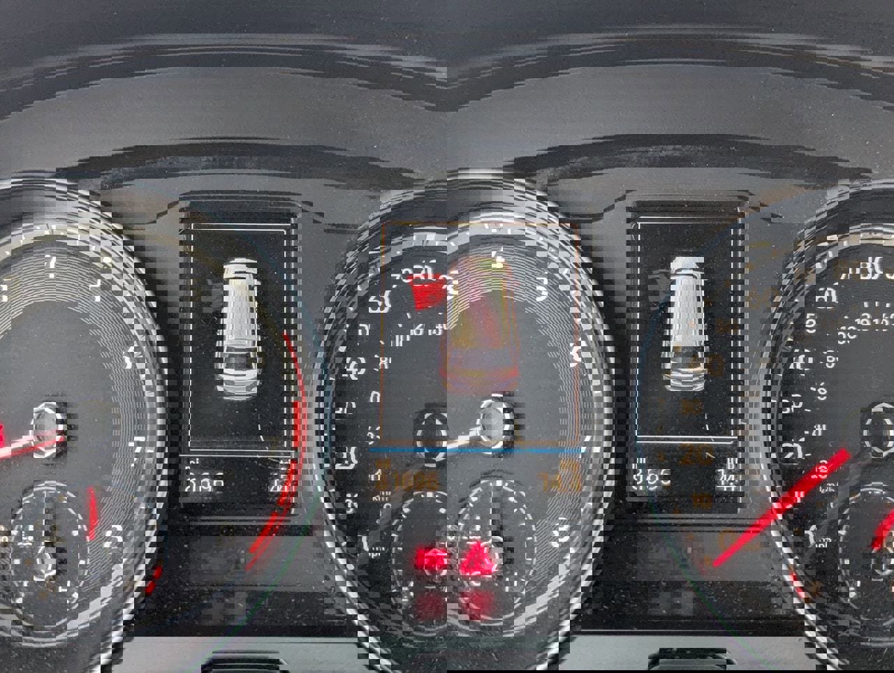 Used 2020 Volkswagen Atlas Cross Sport SE w/ Panoramic Sunroof Package image 31