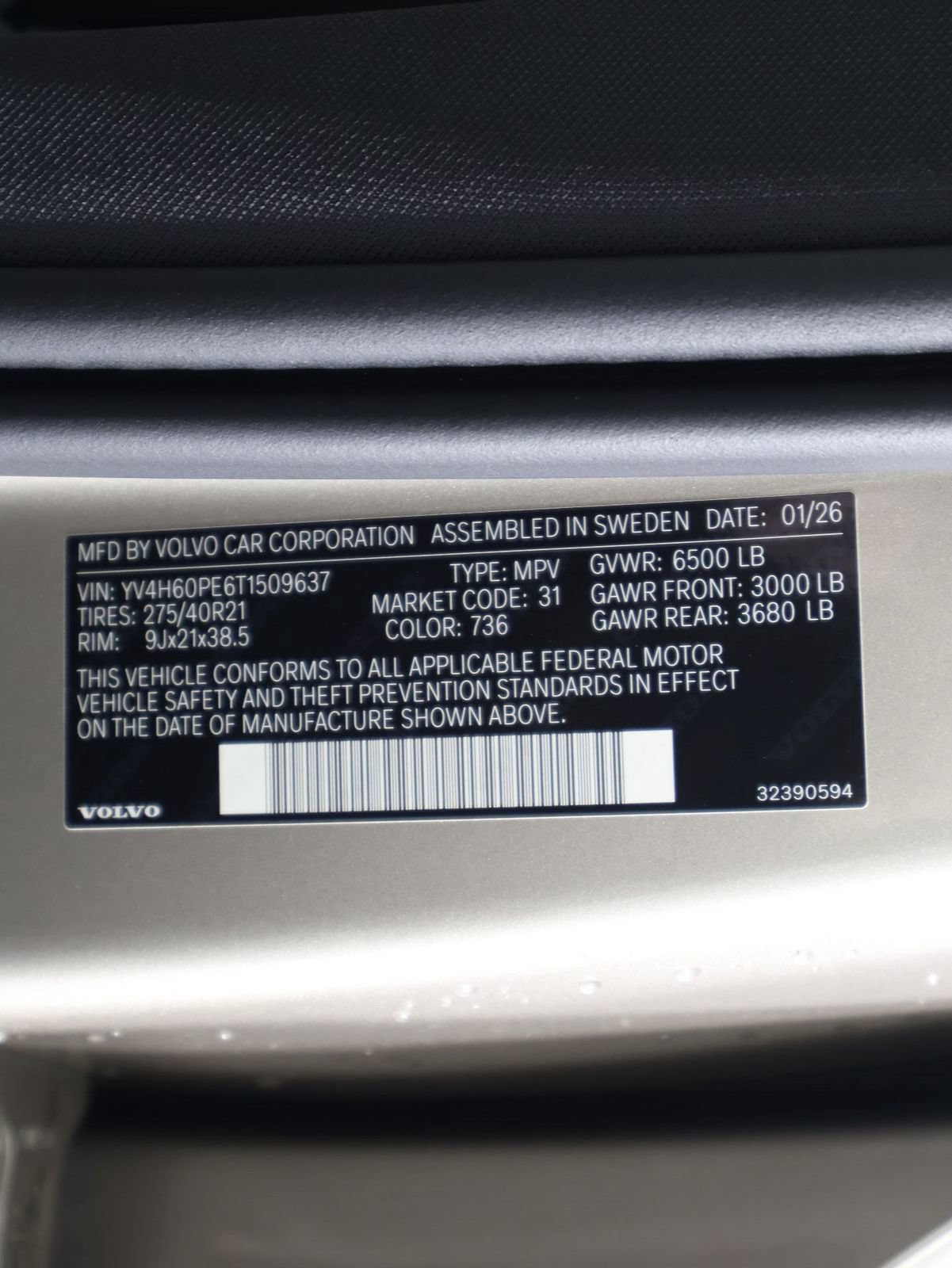 New 2026 Volvo XC90 T8 Plus w/ Protection Package Premier AWD/4WD image 17