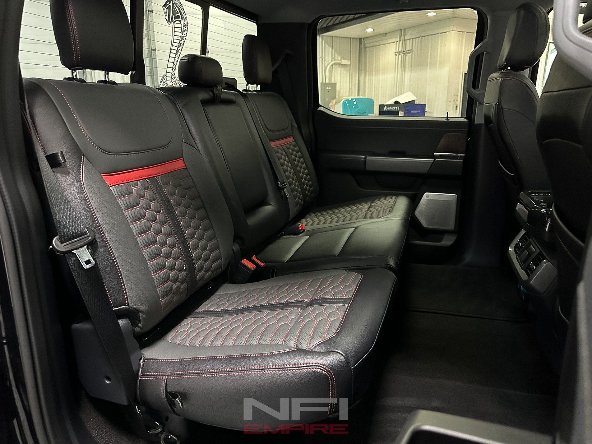 Used 2021 Ford F150 Lariat w/ Equipment Group 502A High AWD/4WD image 46