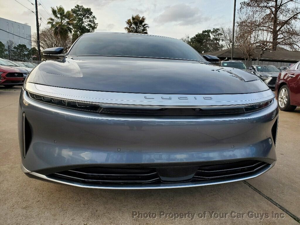 Used 2025 Lucid Air Pure image 6