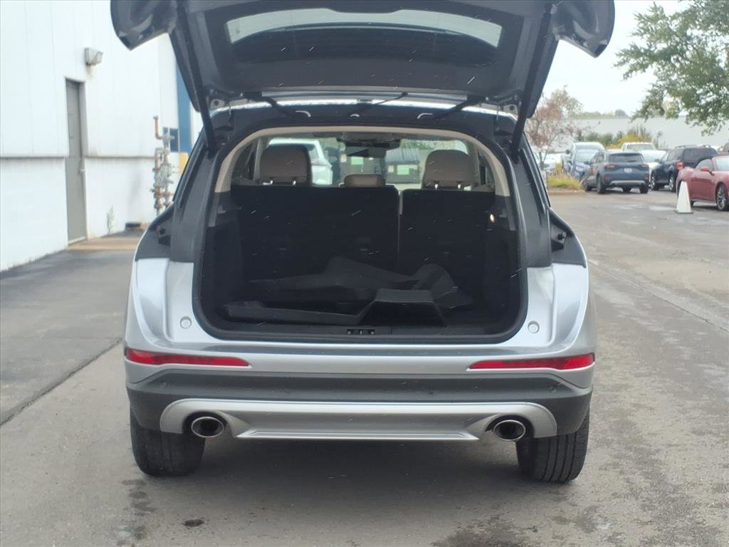 Certified 2023 Lincoln Corsair AWD w/ Equipment Group 101A image 7