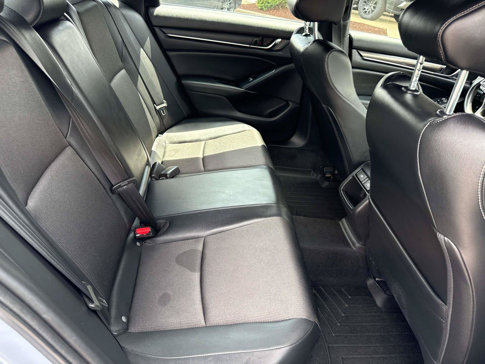 Used 2022 Honda Accord Sport image 28