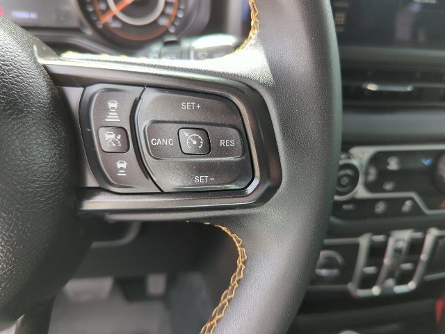 Used 2024 Jeep Wrangler Unlimited Sport AWD/4WD image 13