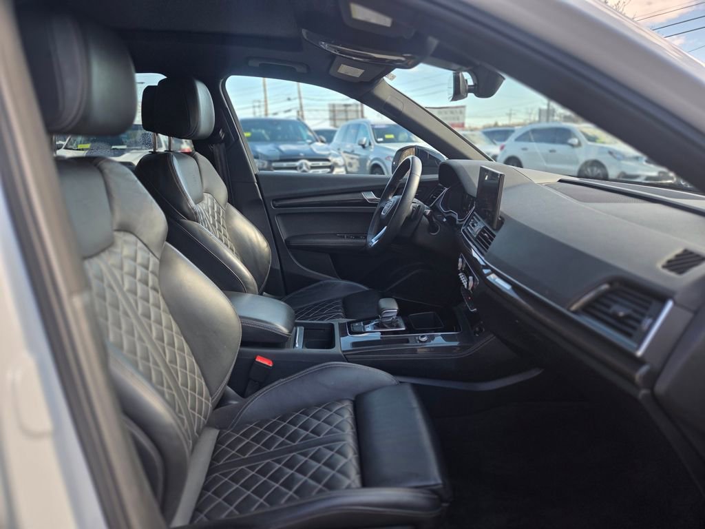 Used 2024 Audi SQ5 Prestige image 23