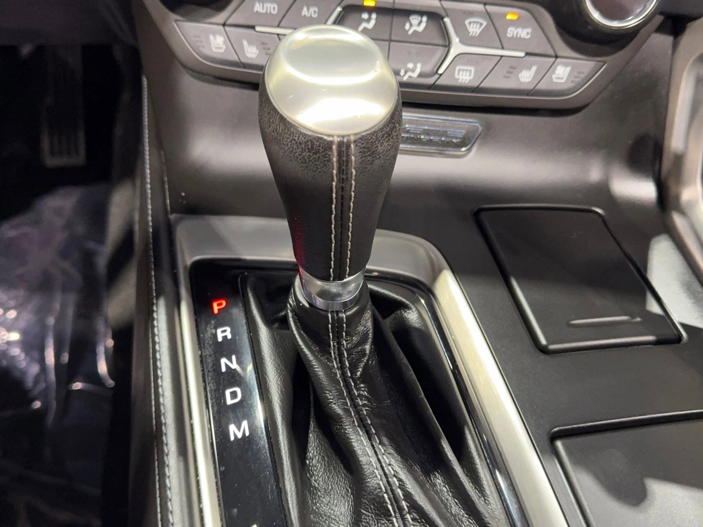 Used 2014 Chevrolet Corvette Stingray Convertible w/ 3LT Preferred Equipment Group image 41