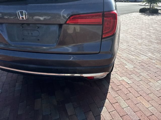 Used 2017 Honda Pilot Touring image 12