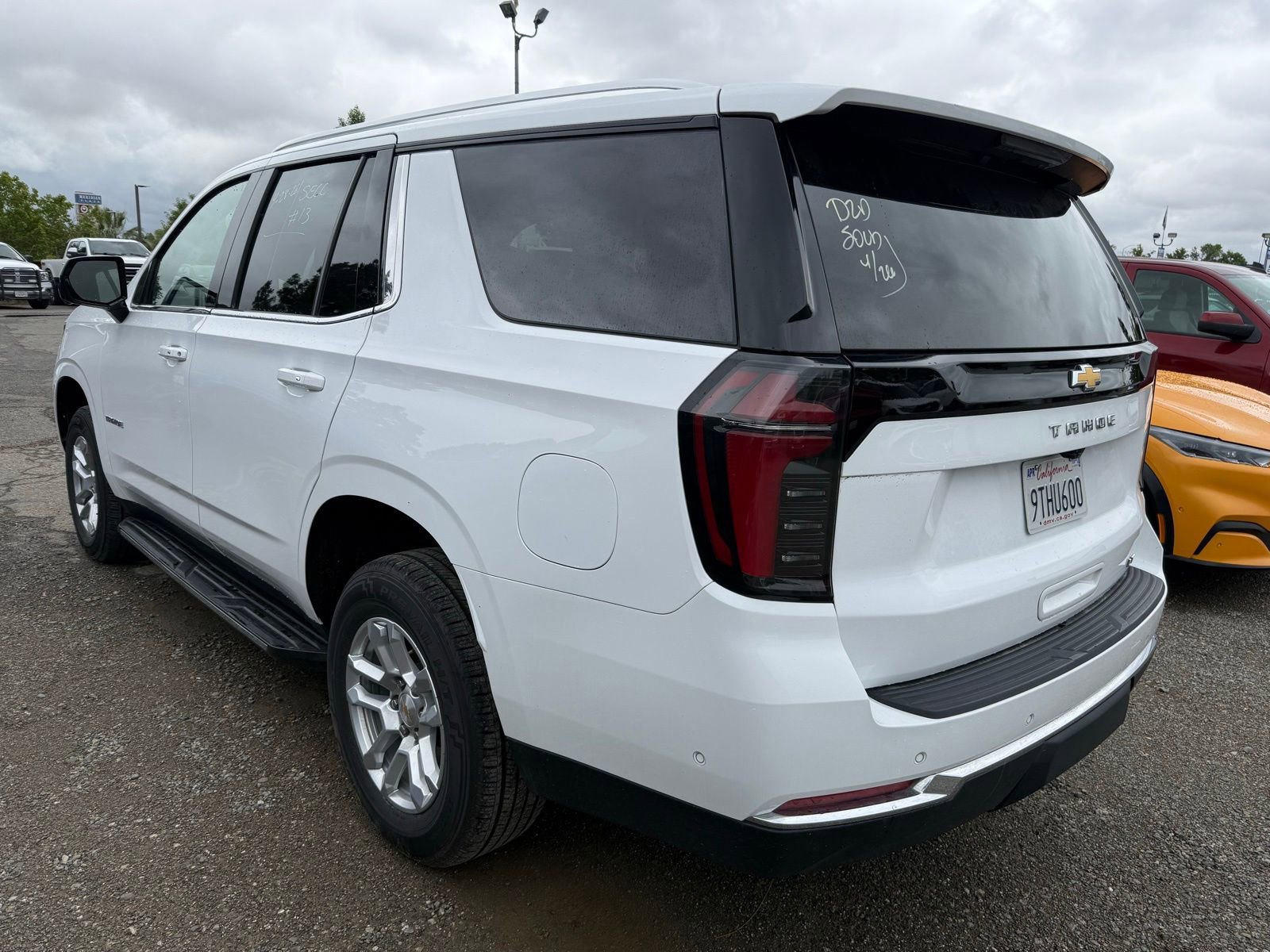 Used 2025 Chevrolet Tahoe LT AWD/4WD image 2