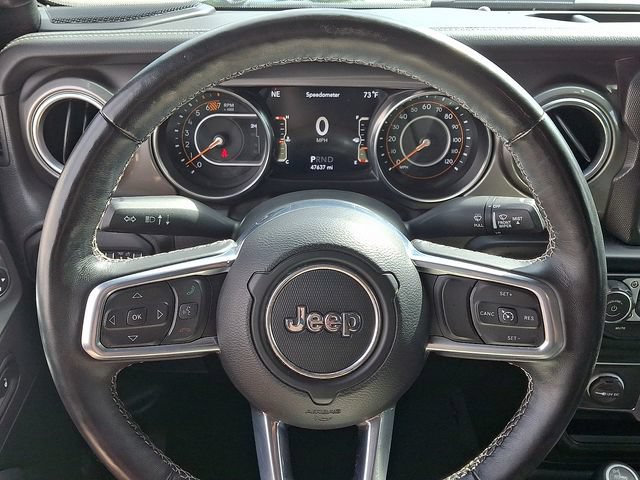 Used 2022 Jeep Wrangler Unlimited Sahara w/ Cold Weather Group AWD/4WD image 19