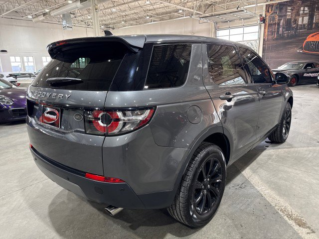 Used 2016 Land Rover Discovery Sport SE image 35