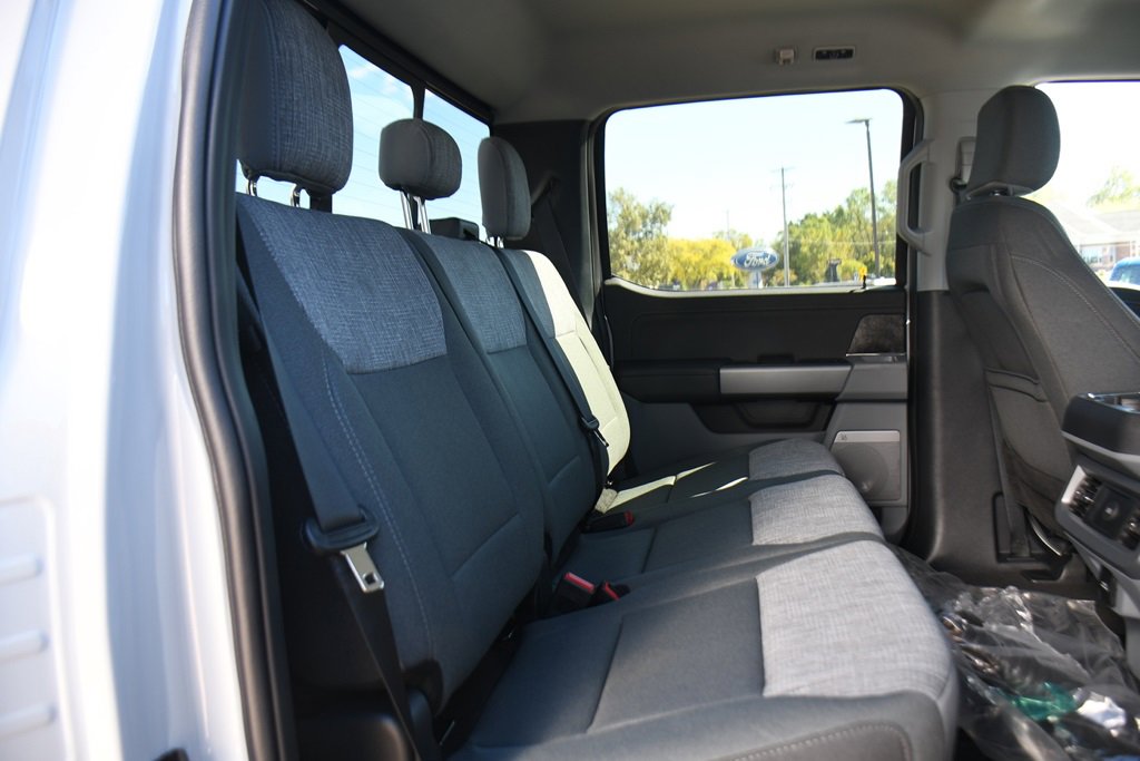 New 2026 Ford F350 4x4 Crew Cab Super Duty image 17