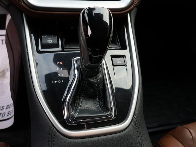 Used 2023 Subaru Outback Touring XT image 31