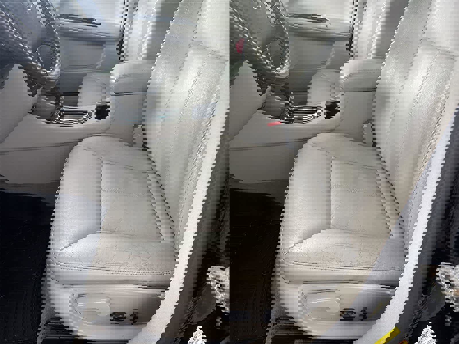 Used 2012 Chevrolet Impala LTZ FWD image 11