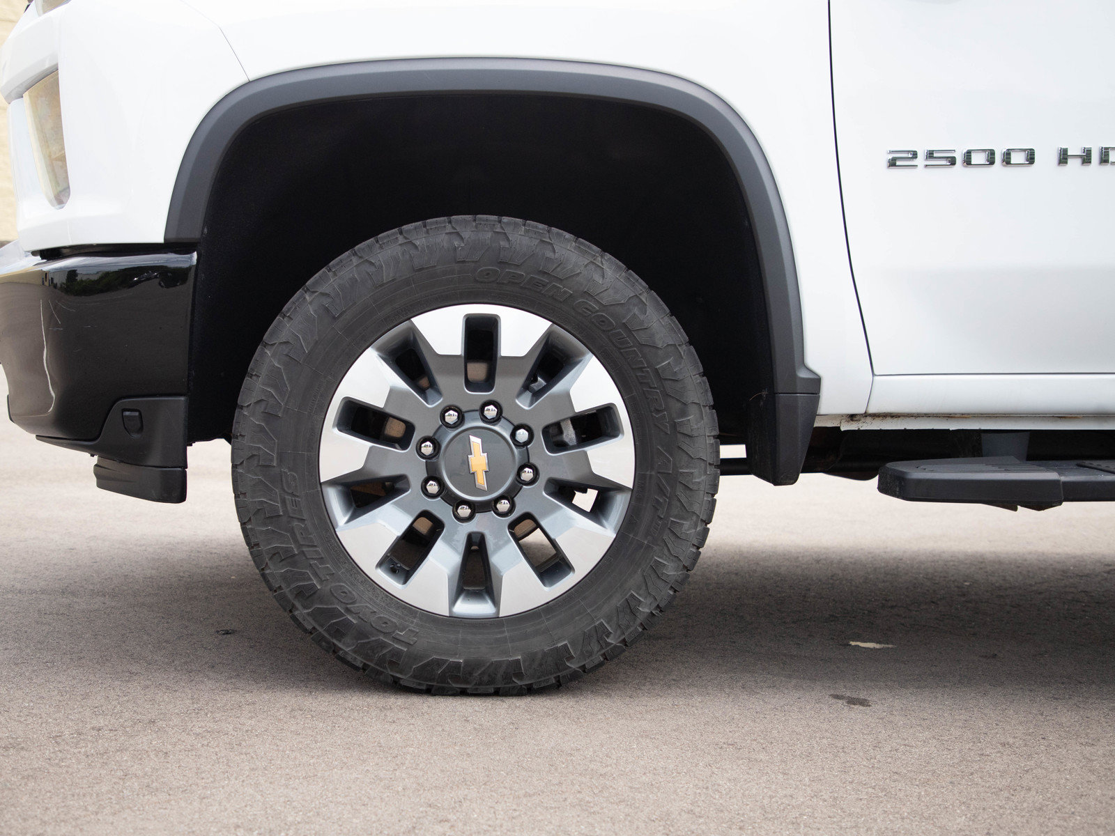 Used 2022 Chevrolet Silverado 2500 Custom w/ Custom Value Package AWD/4WD image 28