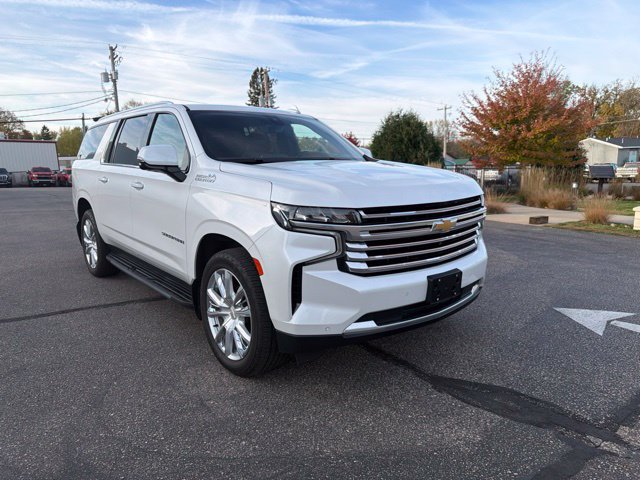 Used 2021 Chevrolet Suburban High Country w/ Max Trailering Package AWD/4WD image 7