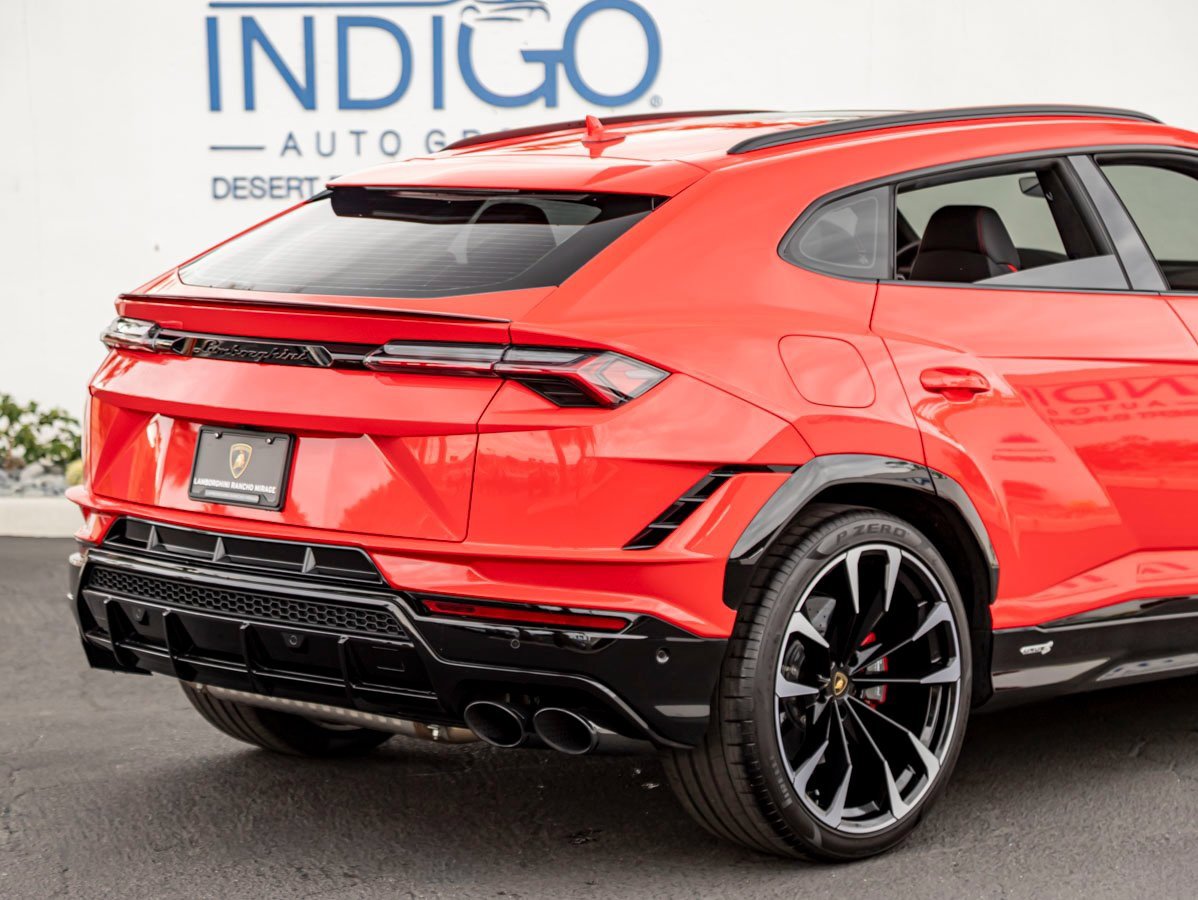 Used 2024 Lamborghini Urus S image 7