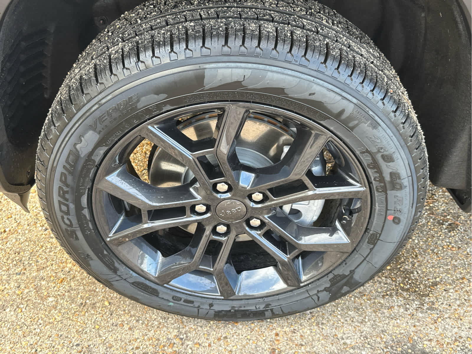 New 2025 Jeep Grand Cherokee L Limited w/ Trailer Tow Package AWD/4WD image 11