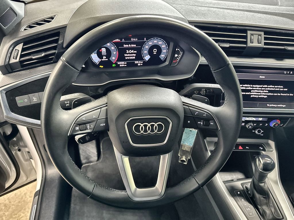Used 2025 Audi Q3 2.0T Premium image 17