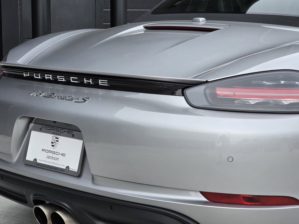 Certified 2024 Porsche 718 Boxster S RWD image 16