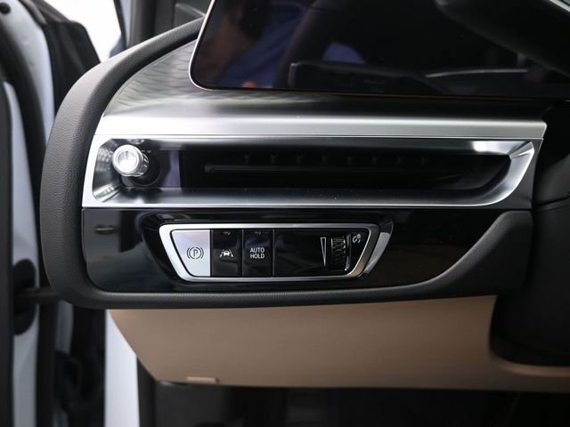 New 2026 Cadillac Lyriq Signature Sport image 33