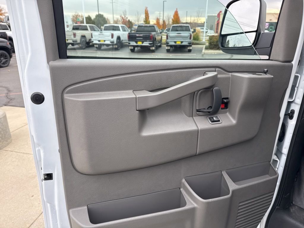 New 2024 GMC Savana 2500 w/ Driver Convenience Package image 38