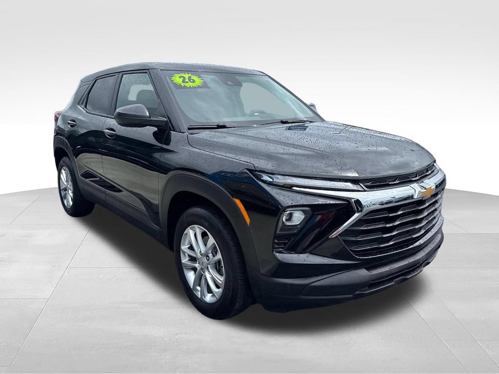 Used 2026 Chevrolet TrailBlazer LS w/ LS Convenience Package AWD/4WD image 16