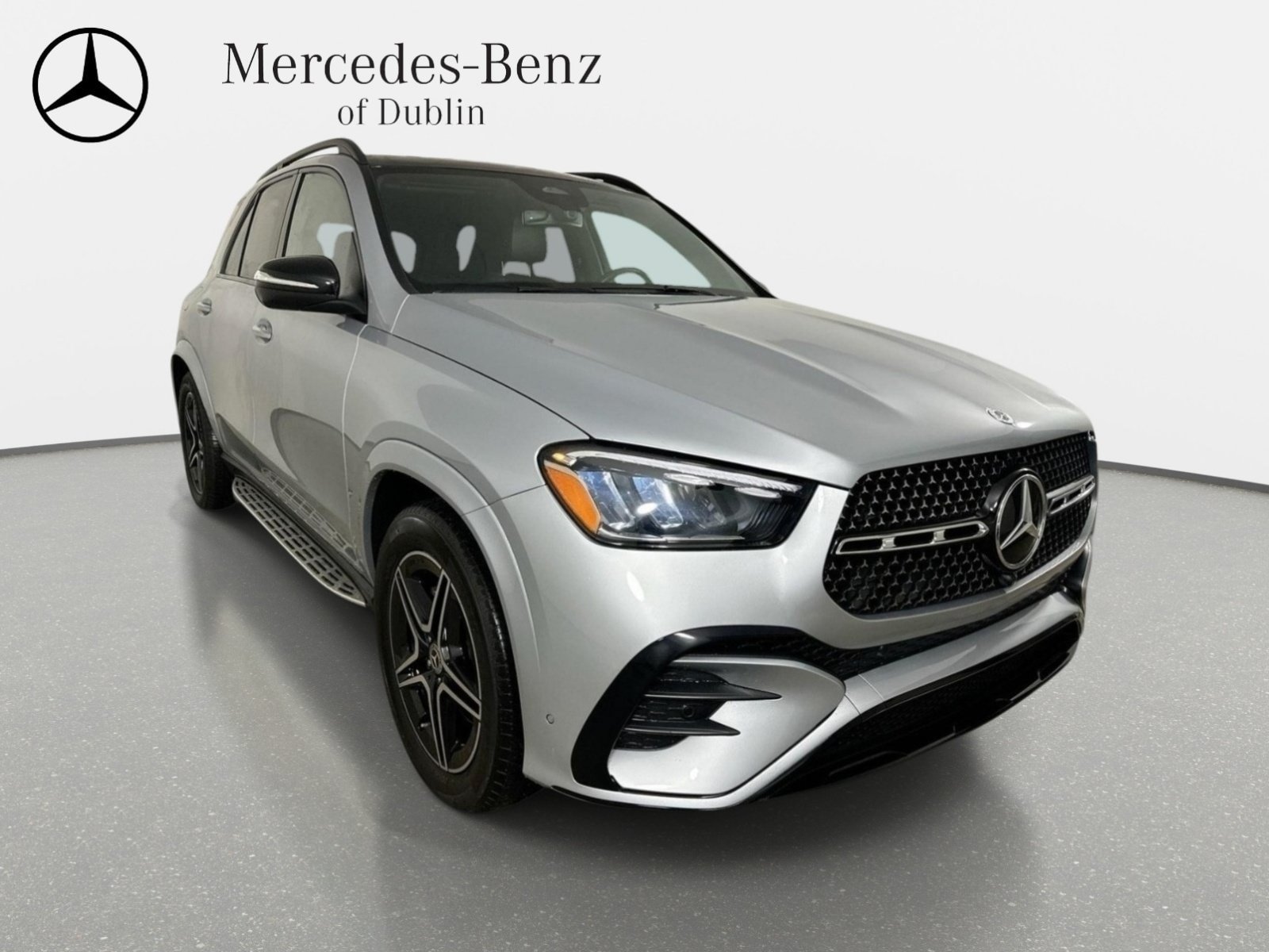 Used 2024 Mercedes-Benz GLE 350 4MATIC image 3