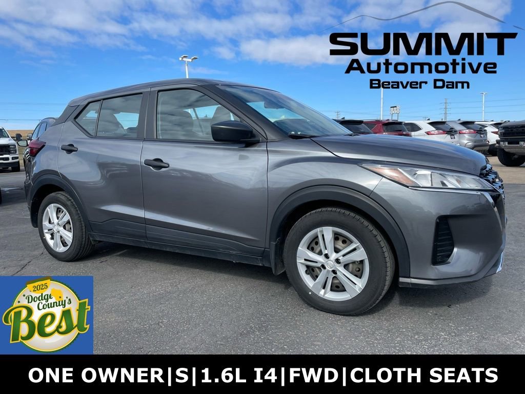 Used 2023 Nissan Kicks S FWD image 1