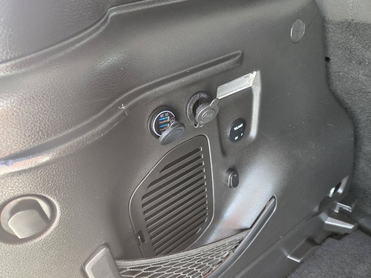 Used 2019 Jeep Renegade Sport w/ Sport Appearance Group AWD/4WD image 18
