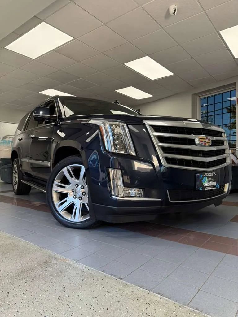 Used 2017 Cadillac Escalade Luxury