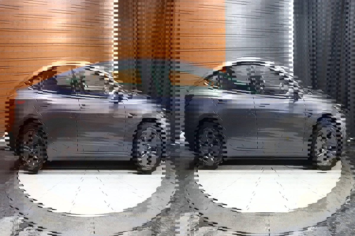 Used 2023 Tesla Model 3 Long Range image 16