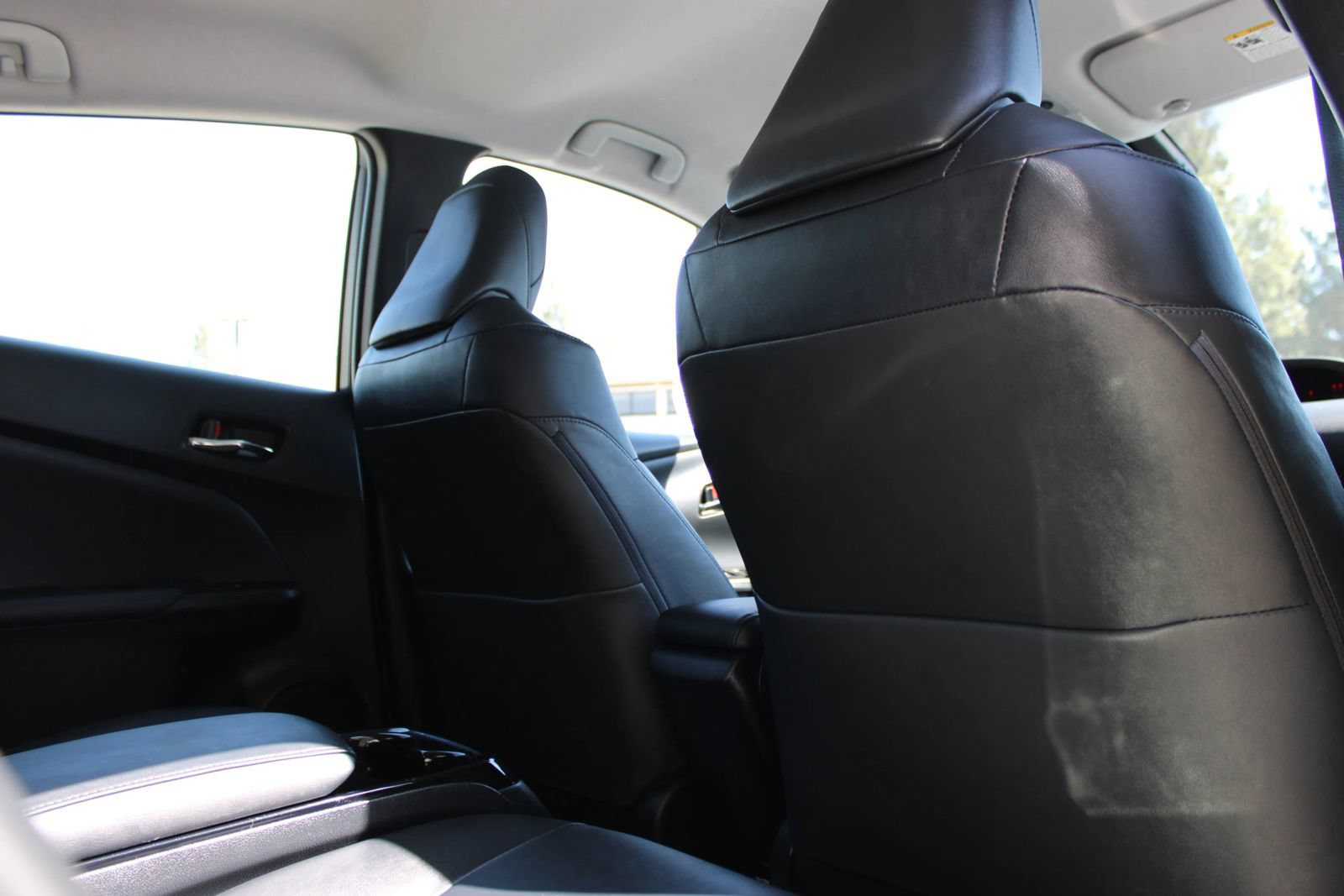Used 2017 Toyota Prius Prime Advanced FWD image 14